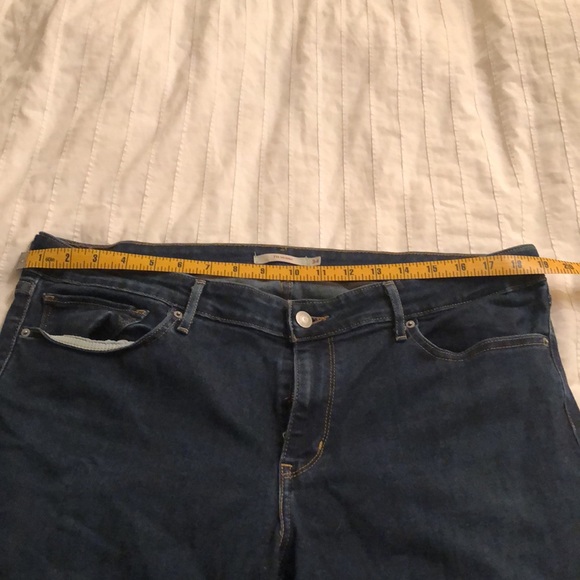 Levi’s 711 Skinny Jean Medium Wash Size 34 - Picture 7 of 9
